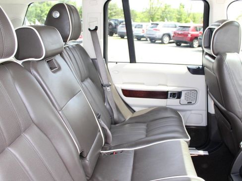 Used 2012 Land Rover Range Rover HSE LUX w/ Luxury Interior Pkg image 21