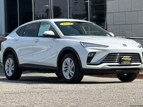 Certified 2024 Buick Envista Preferred image 1