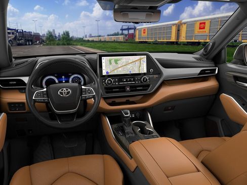 New 2026 Toyota Highlander Platinum image 19