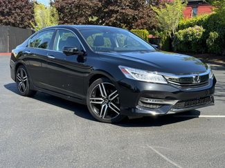 Used 2017 Honda Accord Touring image 1