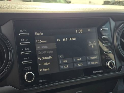 Used 2020 Toyota Tacoma SR image 17