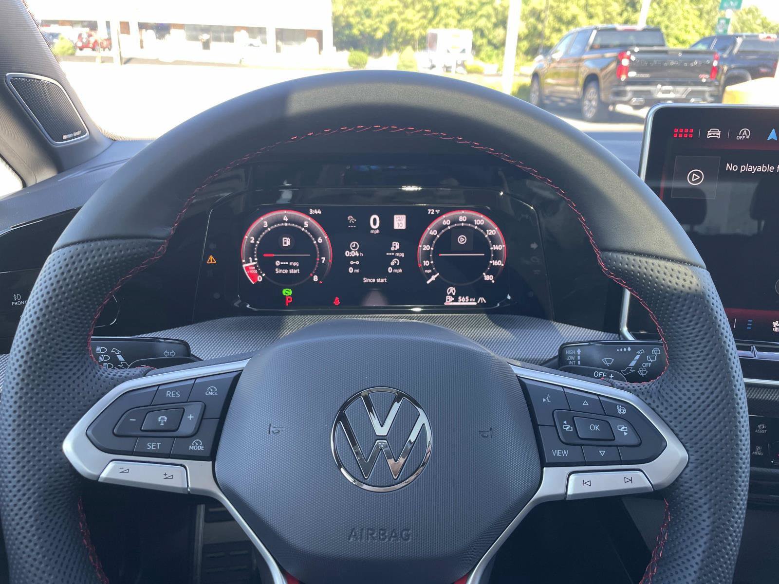New 2026 Volkswagen GTI SE FWD image 9