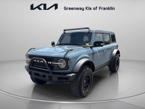 Used 2021 Ford Bronco First Edition AWD/4WD image 3