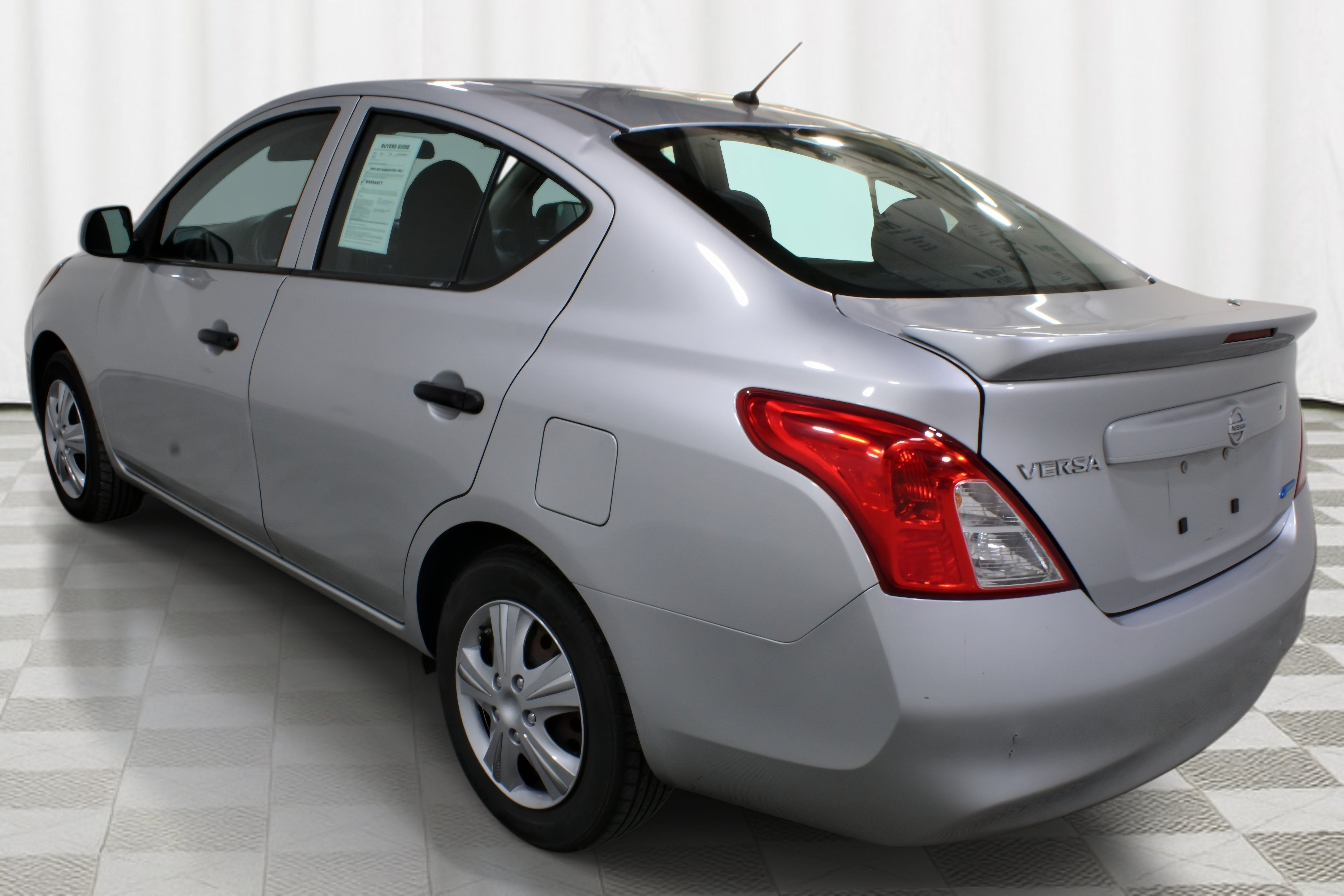 Used 2014 Nissan Versa S Plus FWD image 5