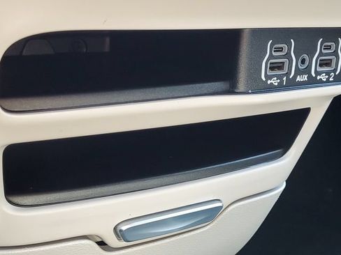 Used 2023 Chrysler Pacifica Touring-L FWD image 22