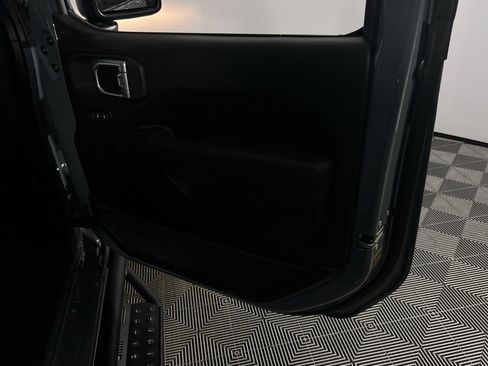 Used 2025 Jeep Wrangler Sport S 4xe image 31