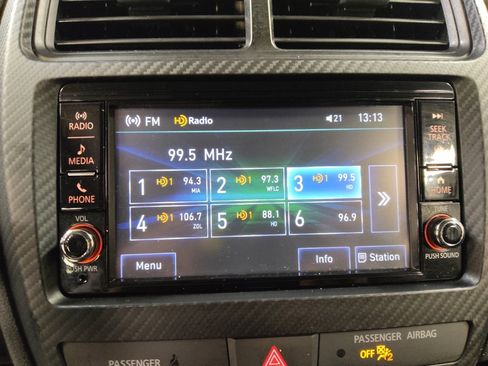 Used 2022 Mitsubishi Outlander Sport ES image 25