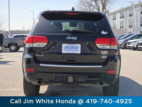 Used 2018 Jeep Grand Cherokee Overland AWD/4WD image 16