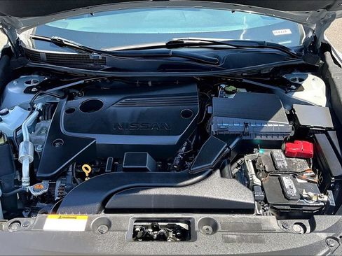 Used 2016 Nissan Altima 2.5 S w/ Power Driver Seat Package FWD image 9