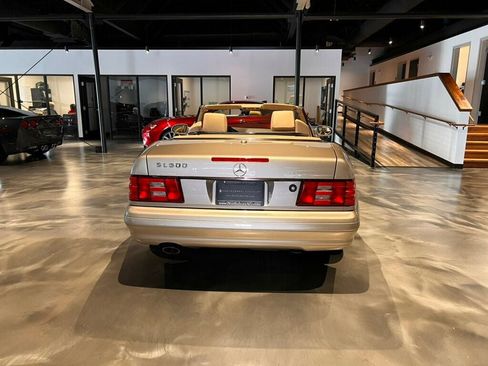 Used 2000 Mercedes-Benz SL 500 image 8