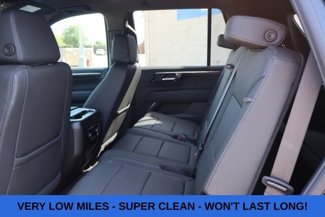 Used 2026 Chevrolet Tahoe LT RWD image 11