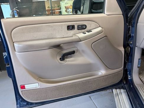 Used 2001 Chevrolet Silverado 2500 LT AWD/4WD image 12