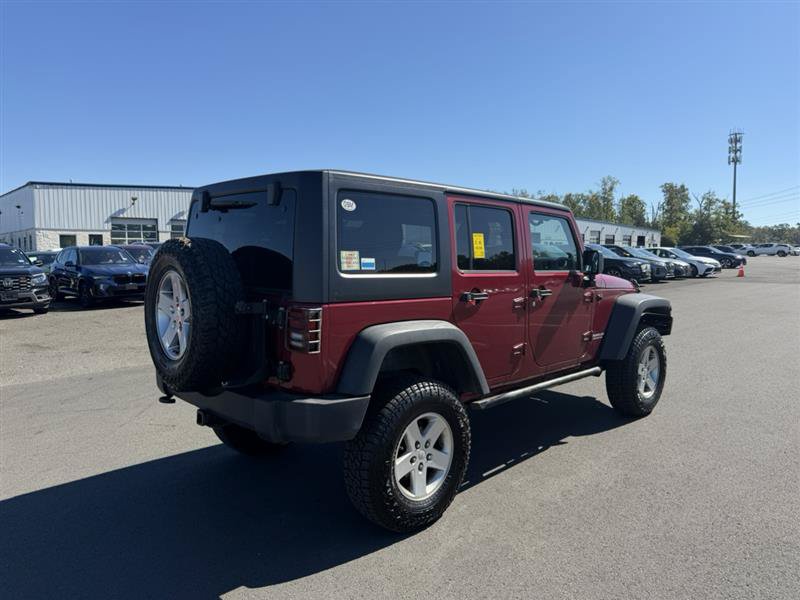 Used 2012 Jeep Wrangler Unlimited Rubicon w/ Dual Top Group AWD/4WD image 7