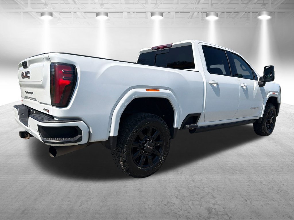 Used 2024 GMC Sierra 2500 AT4 w/ AT4 Premium Plus Package AWD/4WD image 6