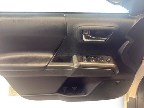 Used 2021 Toyota Tacoma Limited w/ Nightshade Package image 14