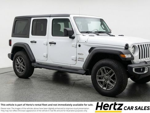 Used 2025 Jeep Wrangler Unlimited Sport AWD/4WD image 1