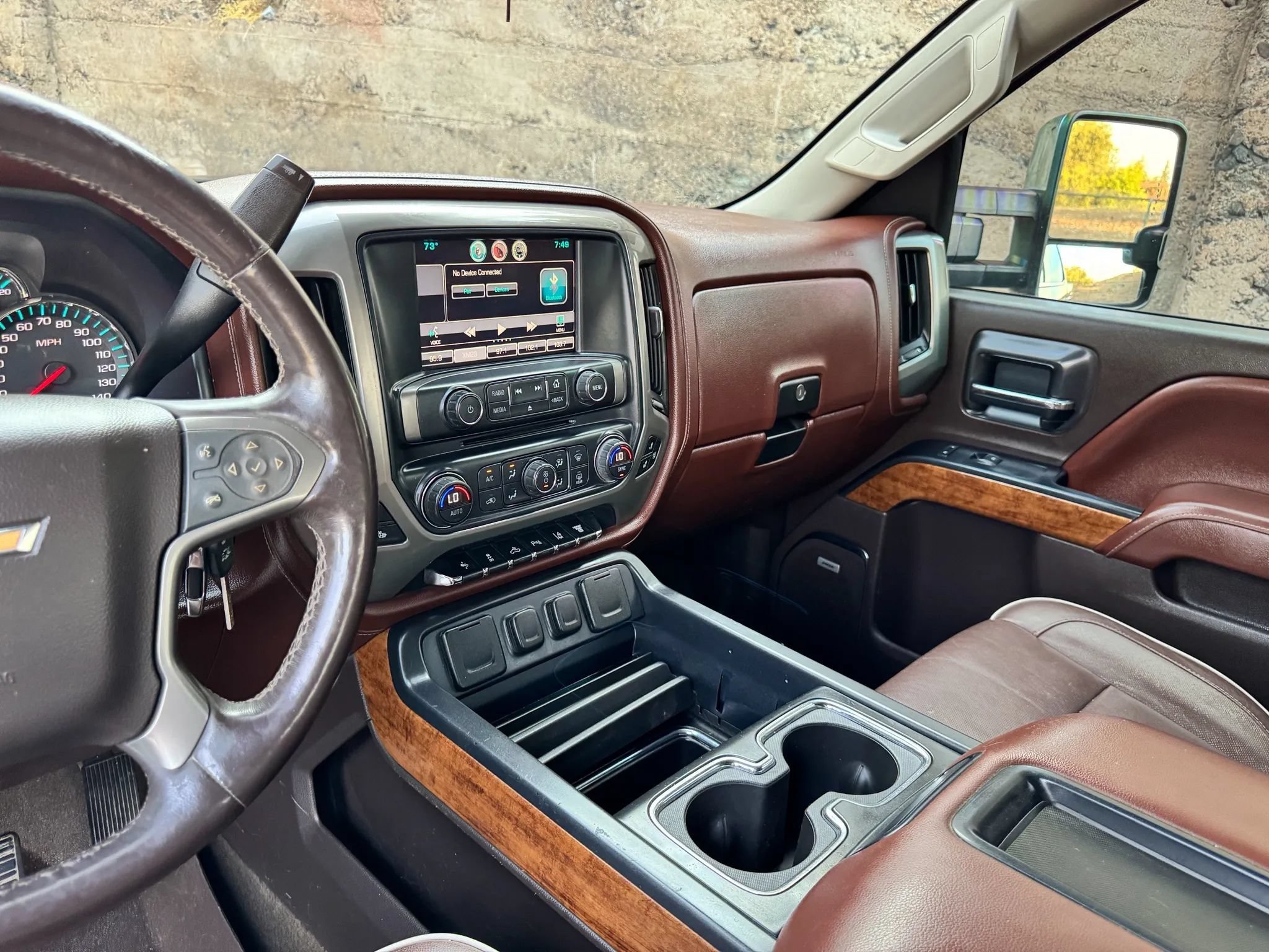 Used 2015 Chevrolet Silverado 2500 High Country w/ Duramax Plus Package AWD/4WD image 17