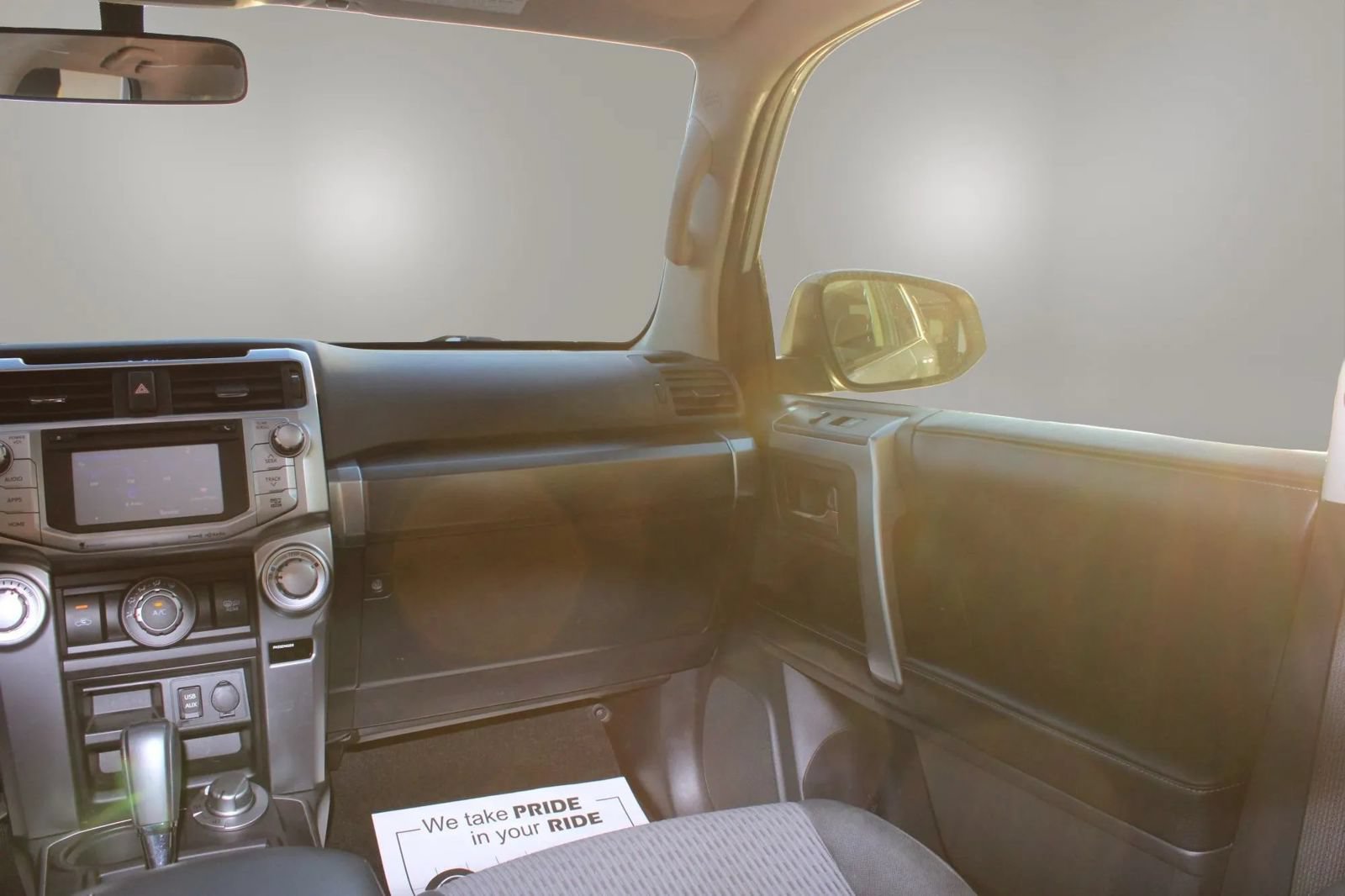 Used 2016 Toyota 4Runner SR5 AWD/4WD image 21