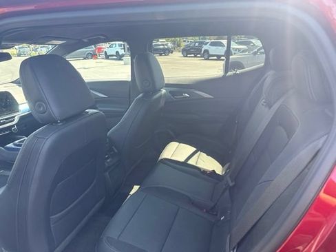Used 2024 Chevrolet Equinox EV LT FWD image 11