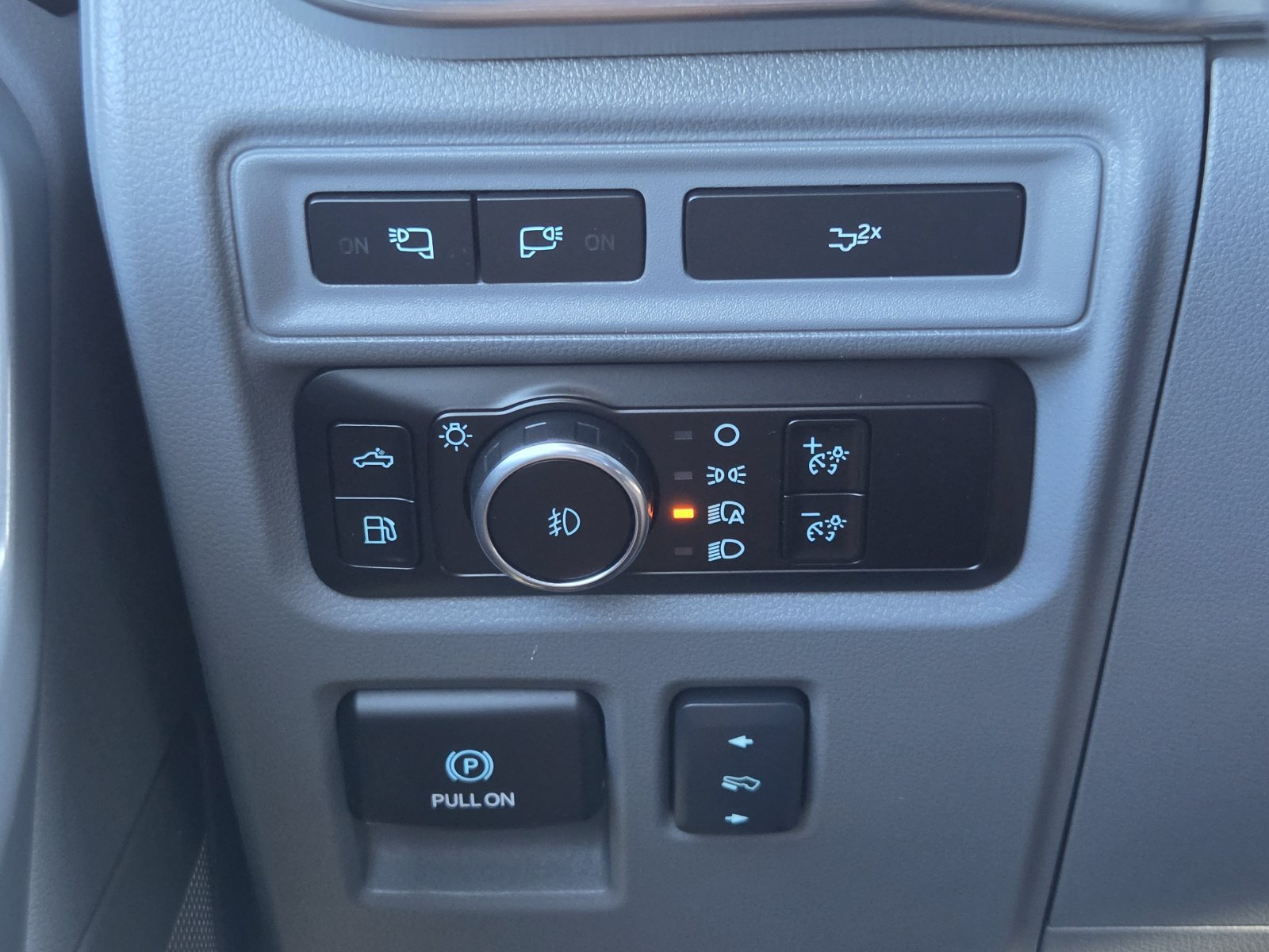 Used 2023 Ford F150 Lariat w/ Equipment Group 502A High AWD/4WD image 29