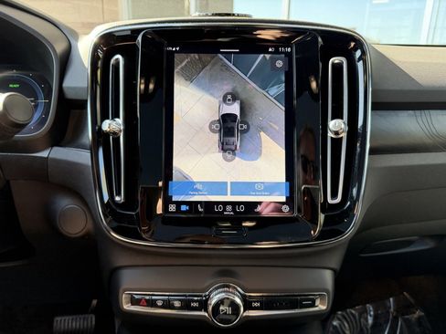 Used 2023 Volvo C40 P8 Recharge Plus image 20