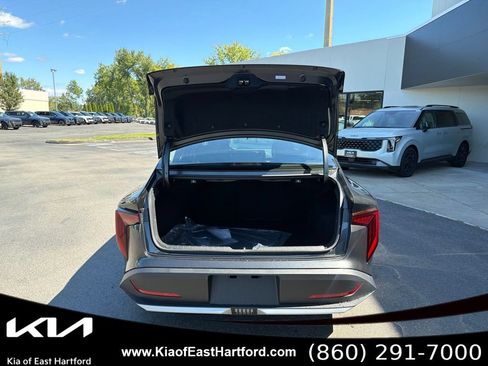 New 2026 Kia K4 FWD image 15