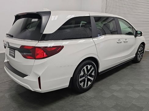 New 2026 Honda Odyssey EX-L image 8