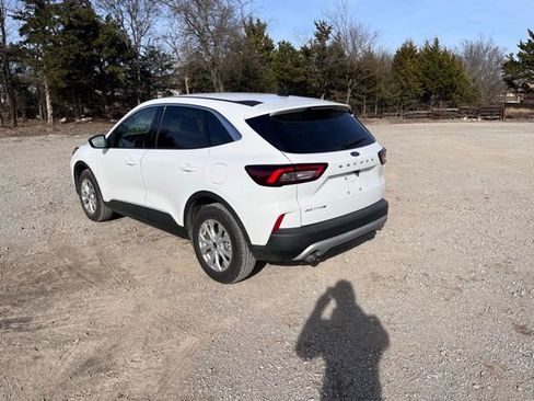 Certified 2024 Ford Escape Active w/ Tech Pack #1 image 3