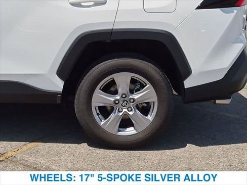 Used 2025 Toyota RAV4 XLE FWD image 11