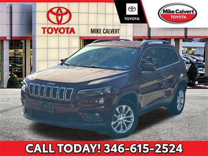 Used 2019 Jeep Cherokee Latitude w/ Popular Appearance Group