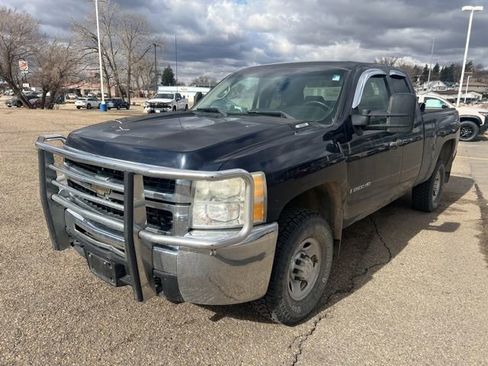 Used 2008 Chevrolet Silverado 2500 W/T w/ Snow Plow Prep Package image 4