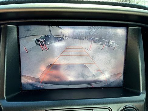 Used 2016 Chevrolet Colorado Z71 w/ LPO, Gearon Divider Package image 19