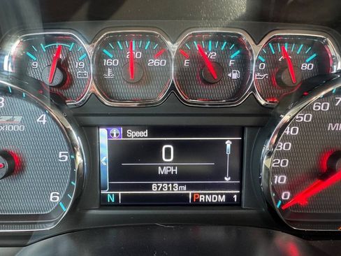 Used 2015 Chevrolet Silverado 2500 LT w/ LT Convenience Package AWD/4WD image 9