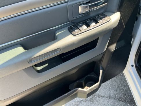 Used 2019 RAM 1500 Classic Warlock AWD/4WD image 11