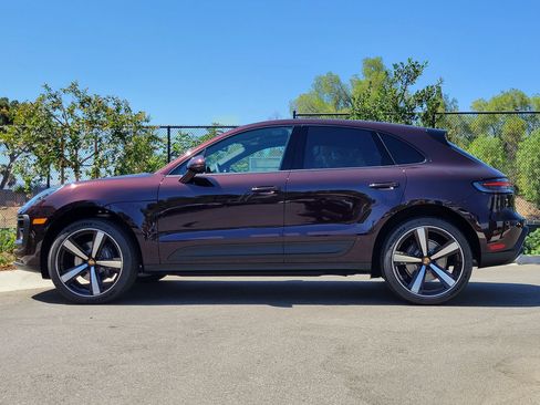 New 2026 Porsche Macan AWD/4WD image 2