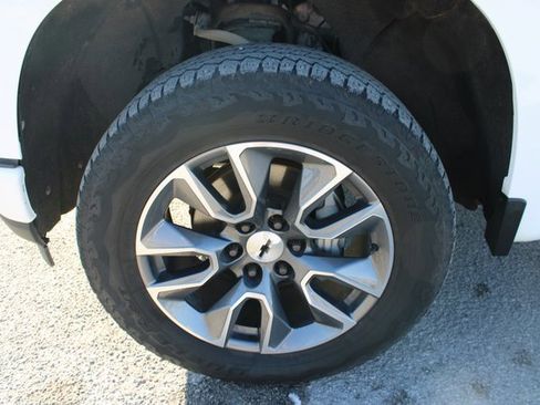 Used 2021 Chevrolet Silverado 1500 RST image 9