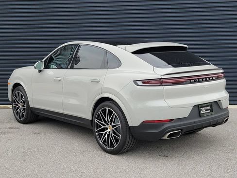 Certified 2024 Porsche Cayenne Coupe AWD/4WD image 3