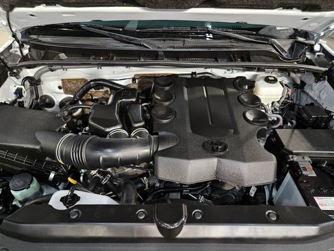 Used 2024 Toyota 4Runner TRD Off-Road image 19