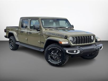 New 2025 Jeep Gladiator Sport
