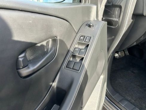 New 2026 Nissan Frontier SV image 21