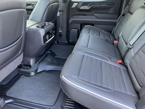 Used 2024 GMC Sierra 1500 AT4X AWD/4WD image 17