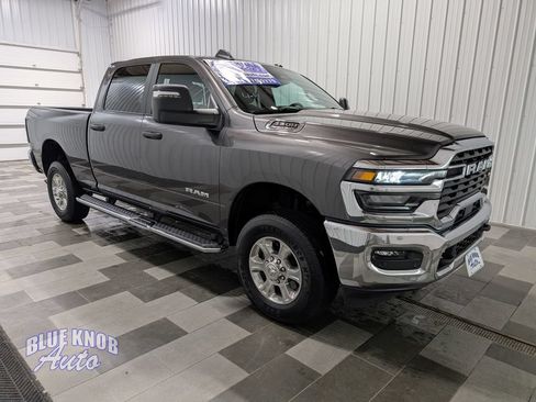 Used 2026 RAM 2500 Big Horn AWD/4WD image 6