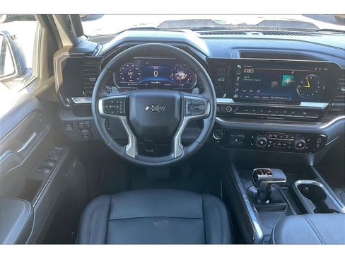 Used 2025 Chevrolet Silverado 1500 LT Trail Boss w/ LT Trail Boss Premium Package image 6