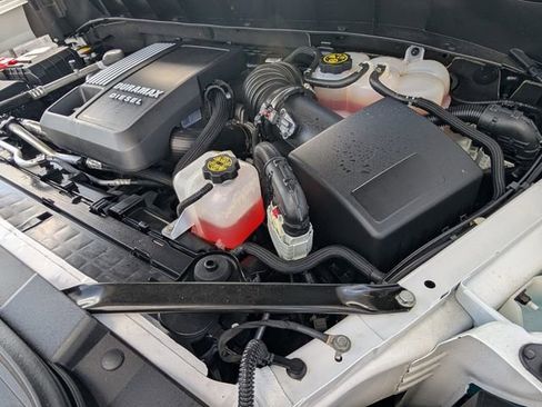 Used 2024 Chevrolet Silverado 1500 High Country RWD image 25