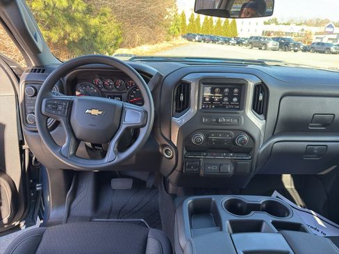 New 2026 Chevrolet Silverado 2500 Custom image 17