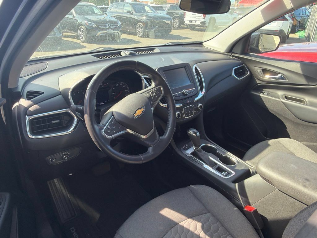 Used 2018 Chevrolet Equinox LT FWD image 9