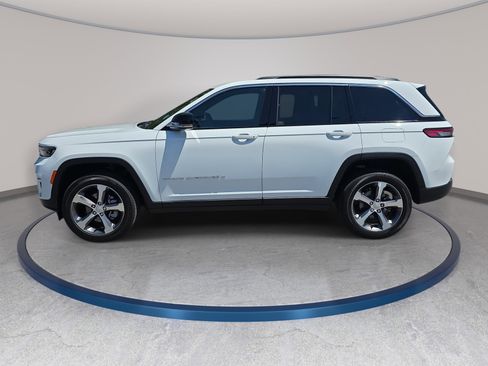 New 2025 Jeep Grand Cherokee Limited AWD/4WD image 8