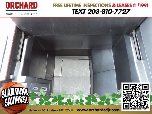 Used 2022 Toyota Sienna XLE image 19