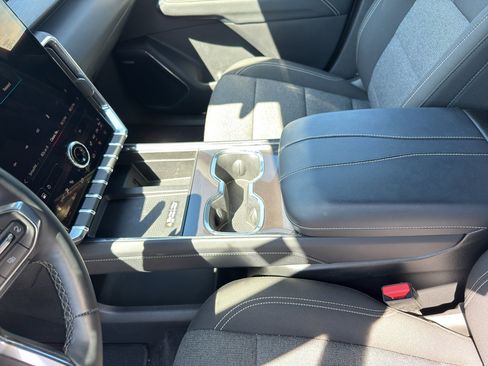 Used 2025 GMC Acadia Elevation image 20