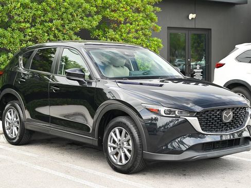 Used 2023 MAZDA CX-5 AWD 2.5 S w/ Select Package image 3